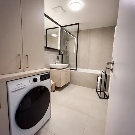 Lägenhet J&m Lux Ubytovani 18