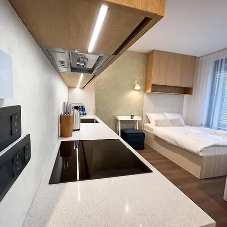 J&m Lux Ubytovani 18 Lägenhet Prag