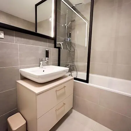 J&m Lux Ubytovani 18 Lägenhet Prag